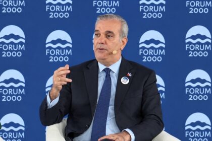 Abinader: Mejorar la vida, clave para fortalecer la democracia