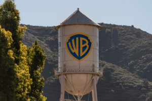 Warner Bros. Discovery reconsidera venta y evalúa retomar diálogo con Paramount tras presión competitiva de Netflix