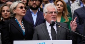 Colombia: Miguel Uribe Londoño vuelve a la contienda presidencial con el aval del PDC