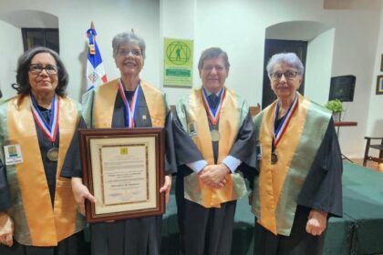 María Filomena González Canalda ingresa a la Academia de Ciencias RD