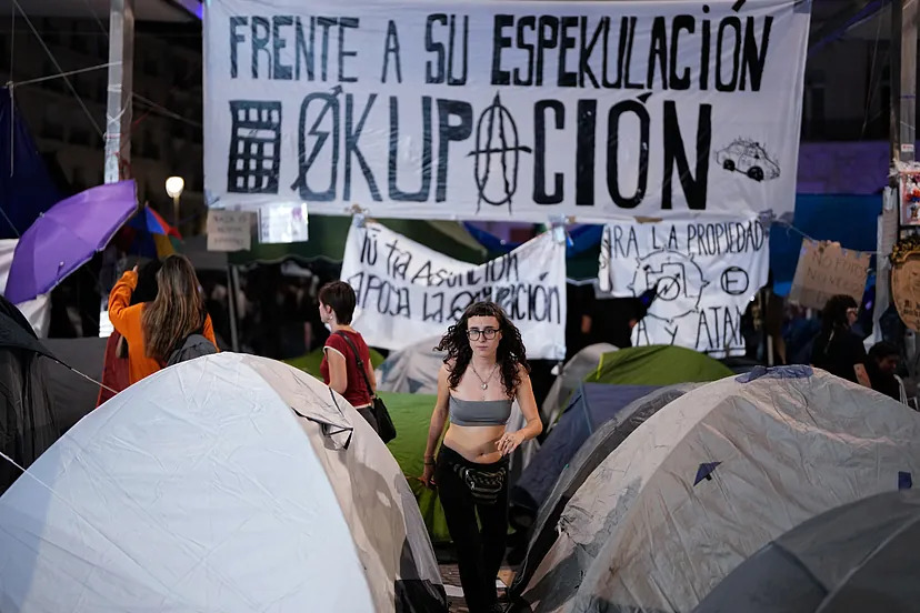 Vox propone deportar migrantes para afrontar la crisis de vivienda