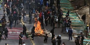 Chile: 110 detenidos en protestas por aniversario del estallido social