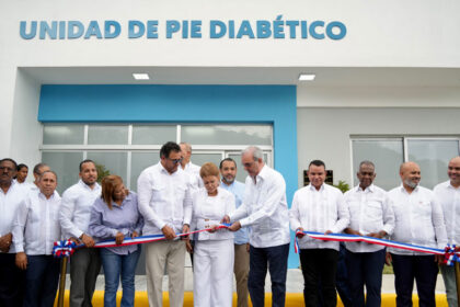 Abinader inaugura unidades de Hemodiálisis y Pie Diabético en Ocoa