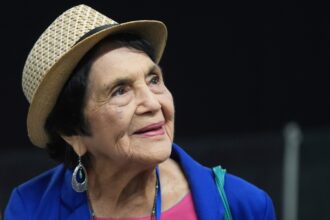 Fallece Dolores Huerta, pionera de los derechos laborales en EE UU