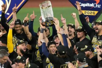 Milwaukee conquista su primera Serie Mundial al vencer a Tampa Bay