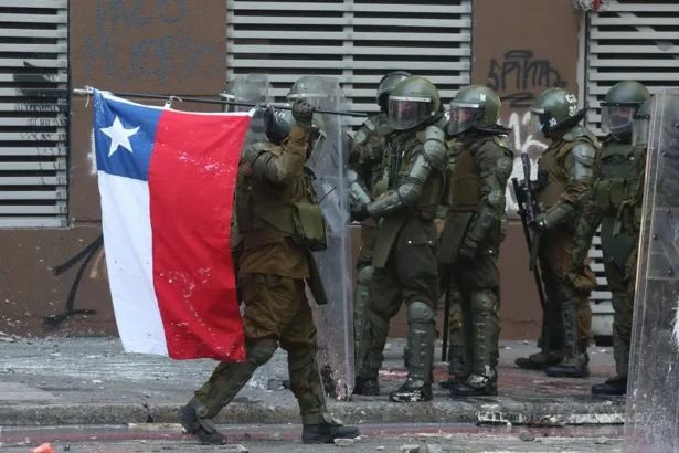 Chile implementa Ley que regula uso de la fuerza en seguridad pública