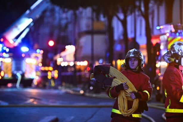 Incendio destruye el histórico mercado Marché des Enfants Rouges