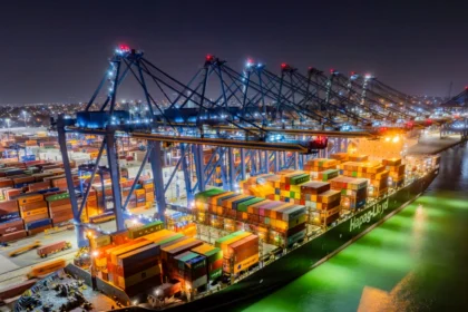 Gobierno presenta decreto para modernizar puertos en Cartagena