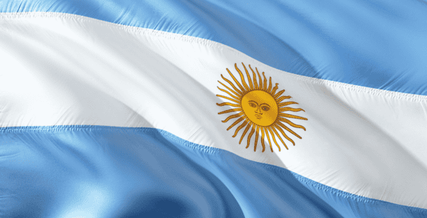 Argentina al borde de recesión tras estancamiento en agosto